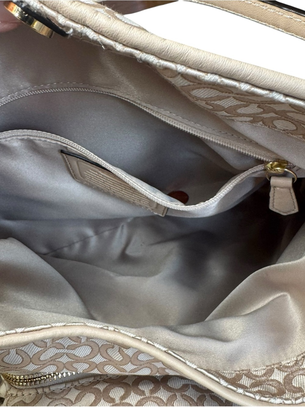 Coach Madison Op Optic Art Pearlescent Small Phoebe 27843 $298 LI/Khaki - Picture 9 of 16
